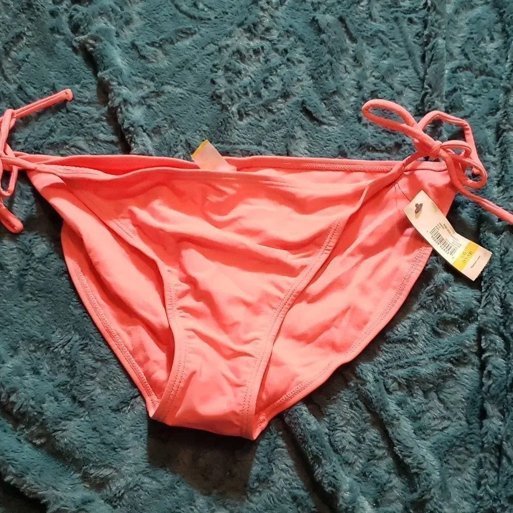 🌼NWT coral bikini bottom